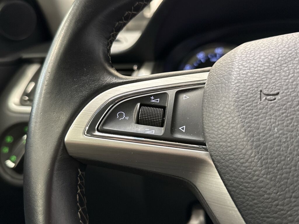 Skoda Rapid 2016 Valkoinen