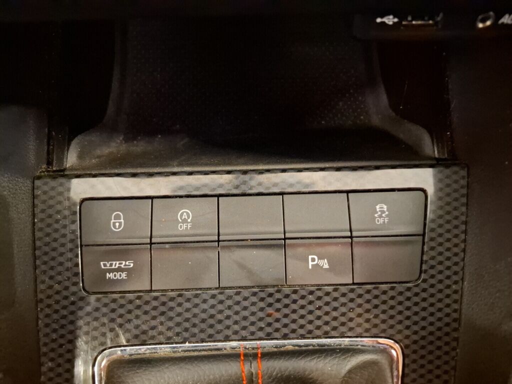 Skoda Octavia 2016 Valkoinen