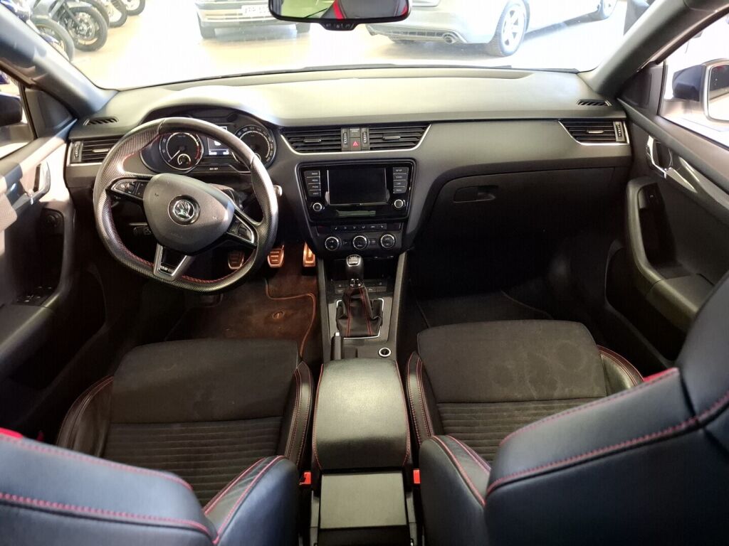 Skoda Octavia 2016 Valkoinen