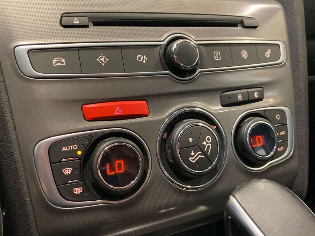 Citroen C4 2016 Harmaa