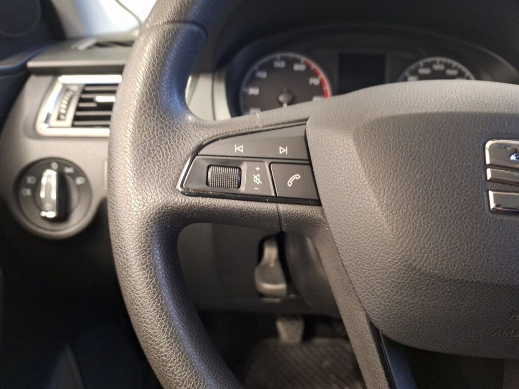 Seat Toledo 2016 Ruskea (beige)