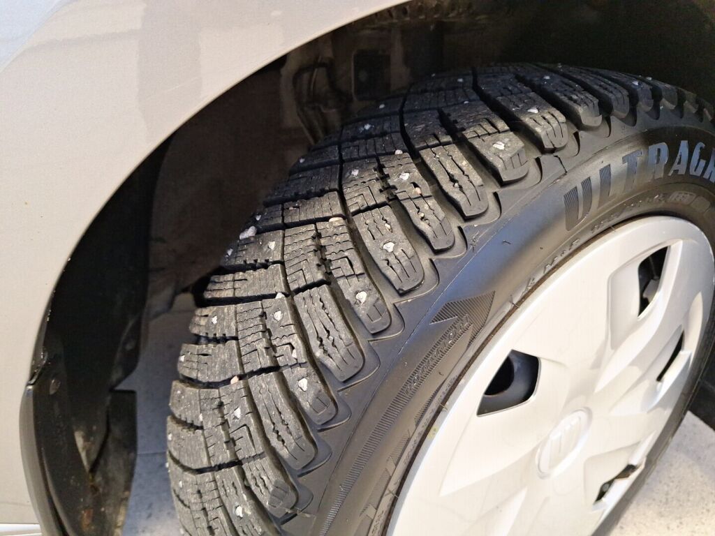 Seat Toledo 2016 Ruskea (beige)