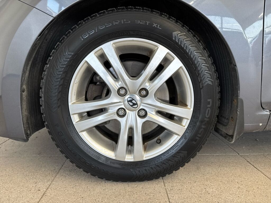 Hyundai i20 5d 2016 Harmaa