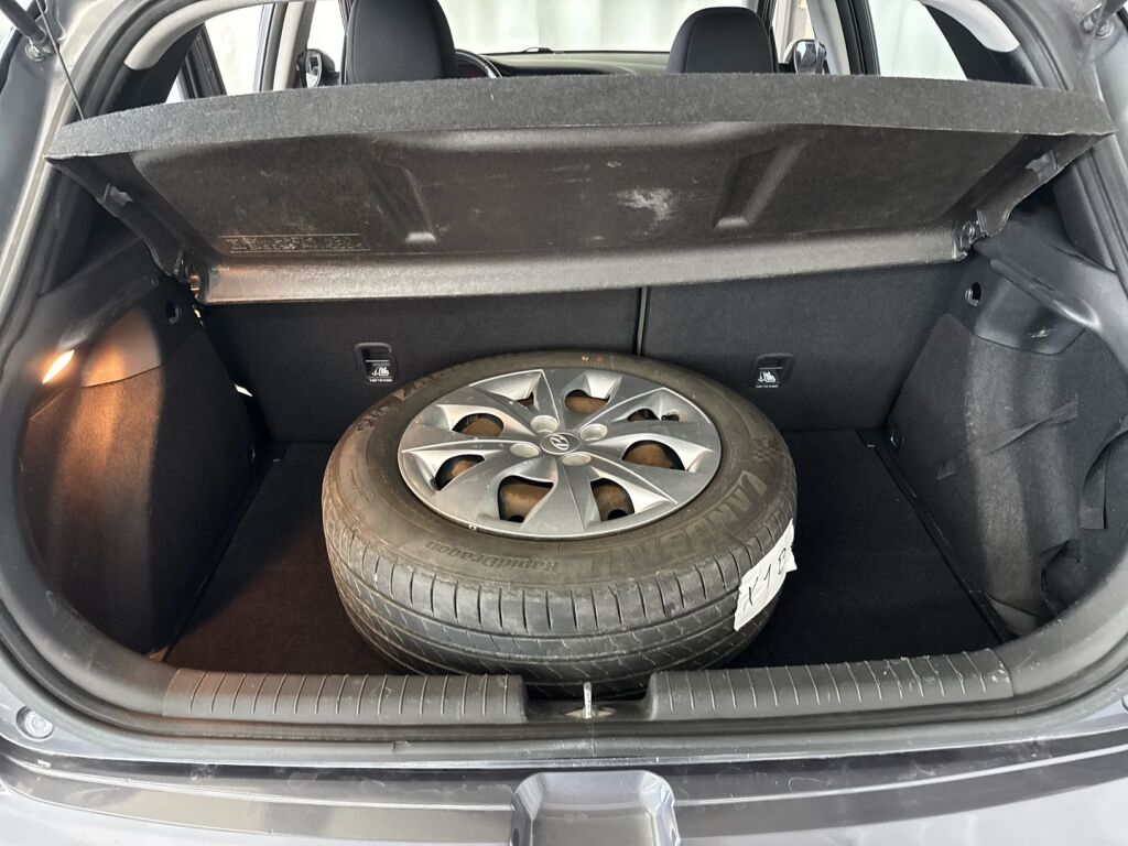 Hyundai i20 5d 2016 Harmaa