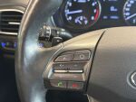 Hyundai i30 Hatchback 2019 Punainen