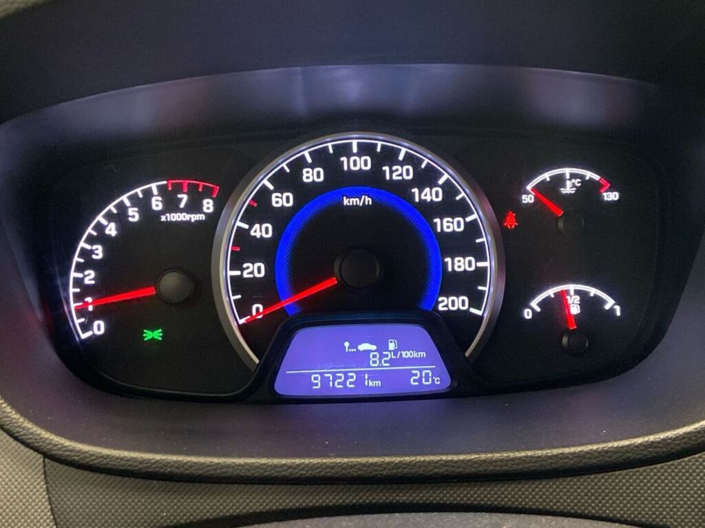 Hyundai i10 2019 Valkoinen