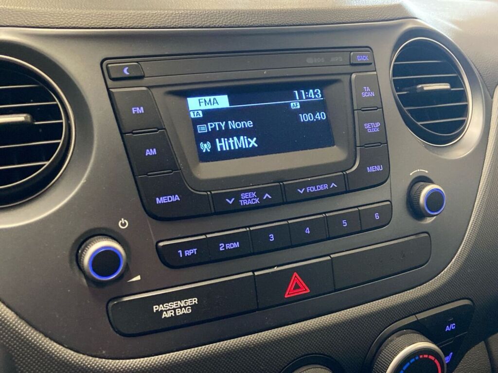 Hyundai i10 2019 Valkoinen