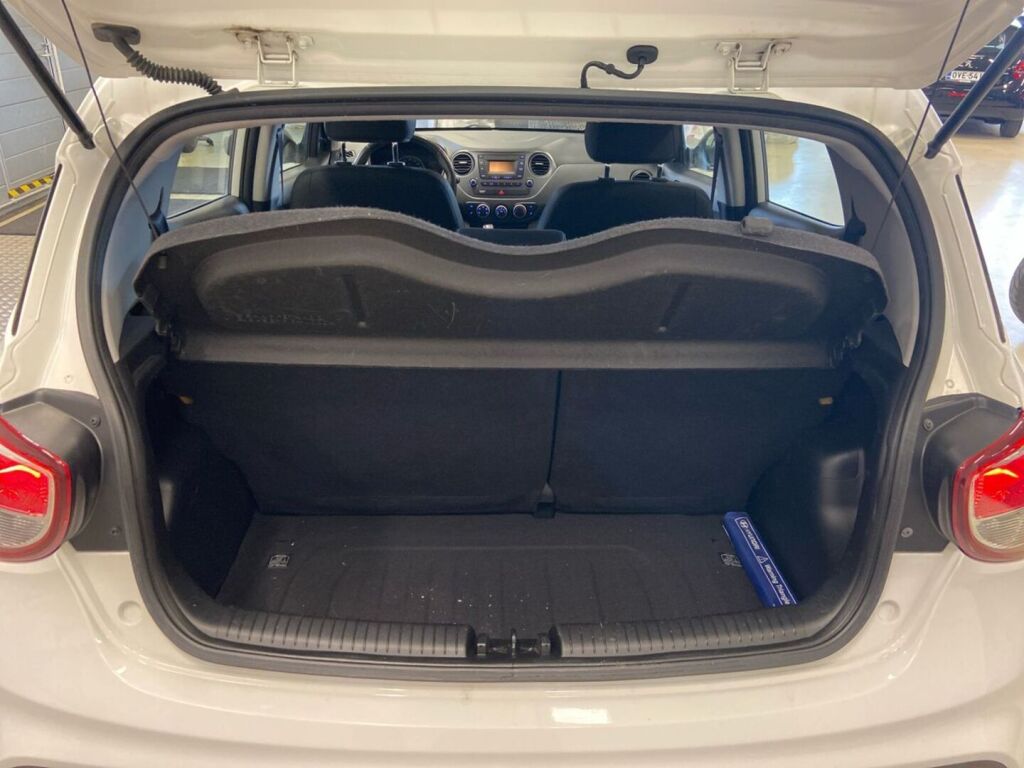 Hyundai i10 2019 Valkoinen
