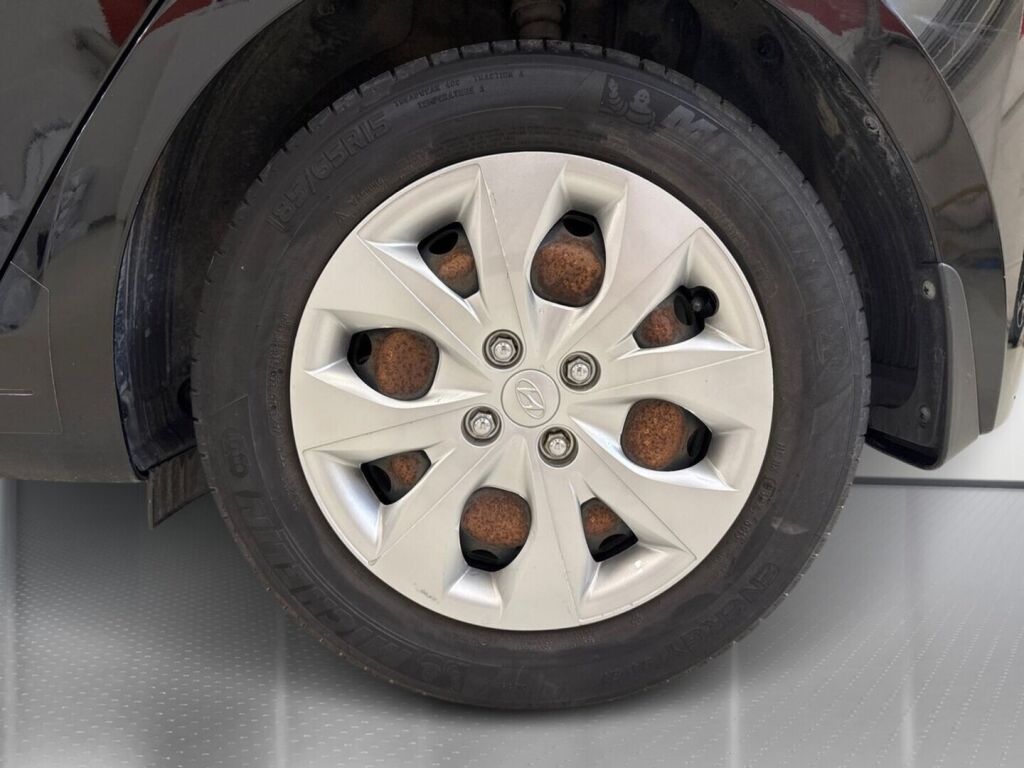 Hyundai i20 5d 2016 Musta