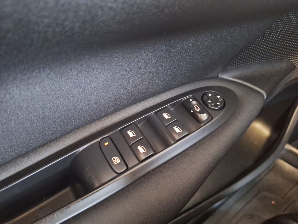 Citroen C4 2016 Harmaa