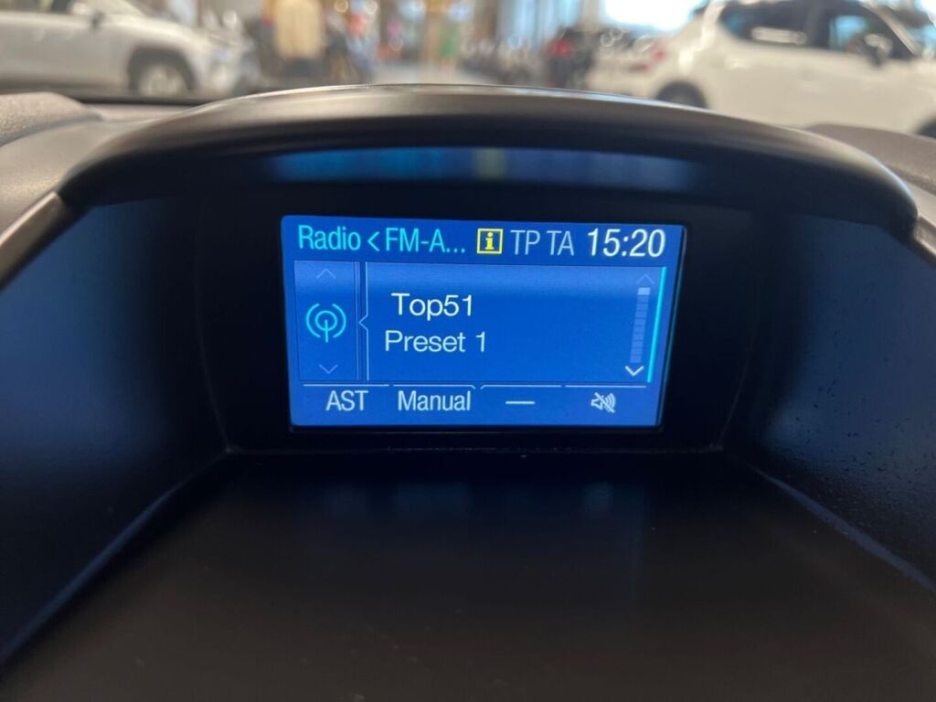 Ford Fiesta 2016 Valkoinen