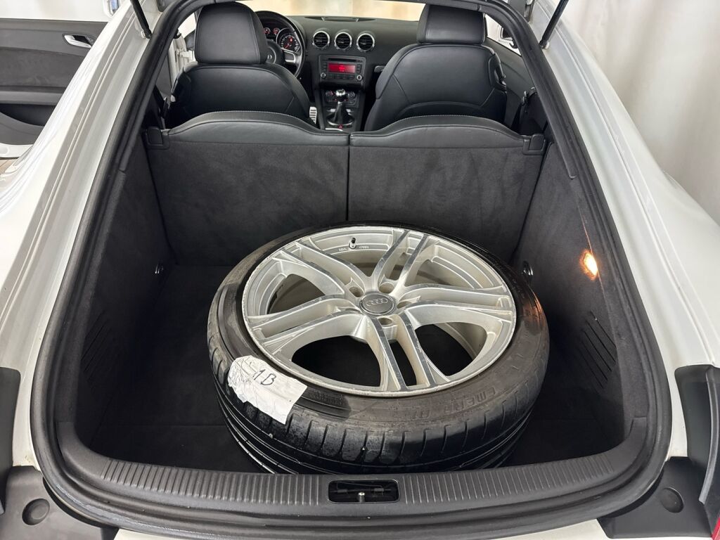 Audi TT 2010 Valkoinen