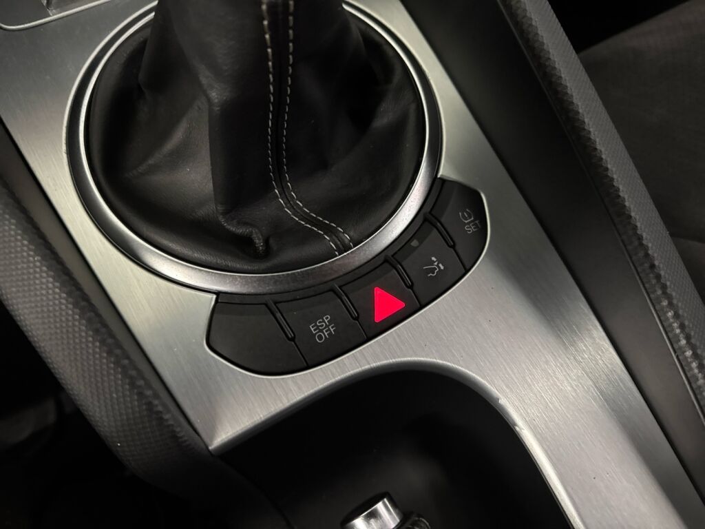 Audi TT 2010 Valkoinen