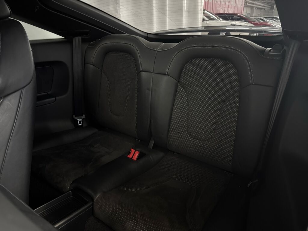 Audi TT 2010 Valkoinen