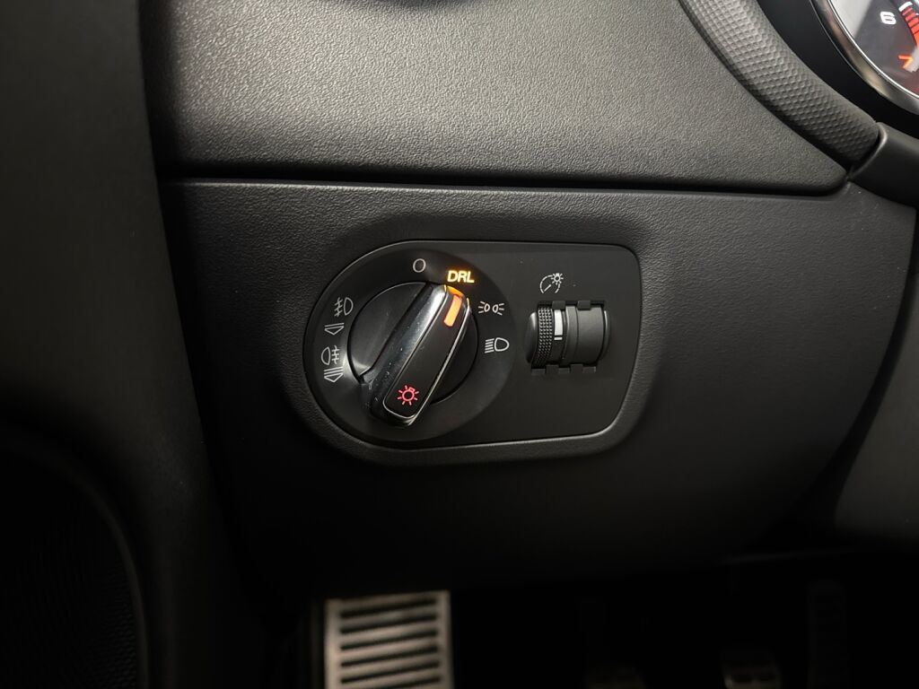 Audi TT 2010 Valkoinen