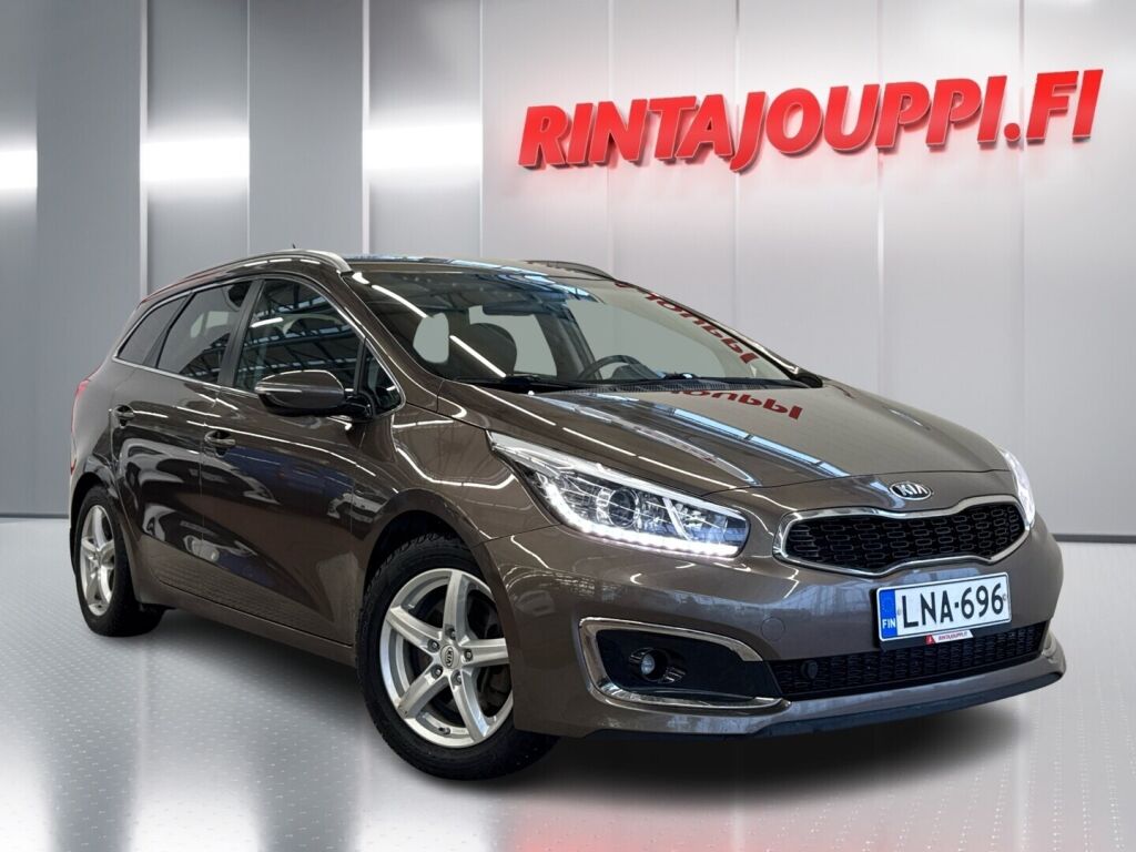 Kia Ceed 2016 Ruskea (beige)