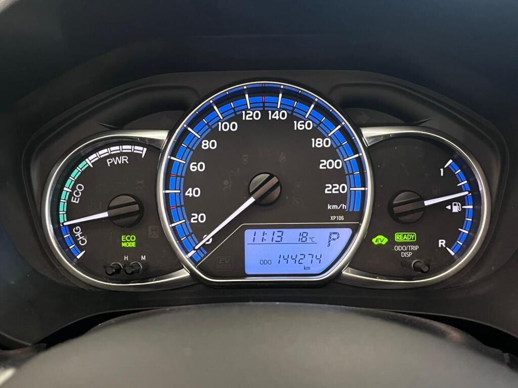 Toyota Yaris 2016 Harmaa