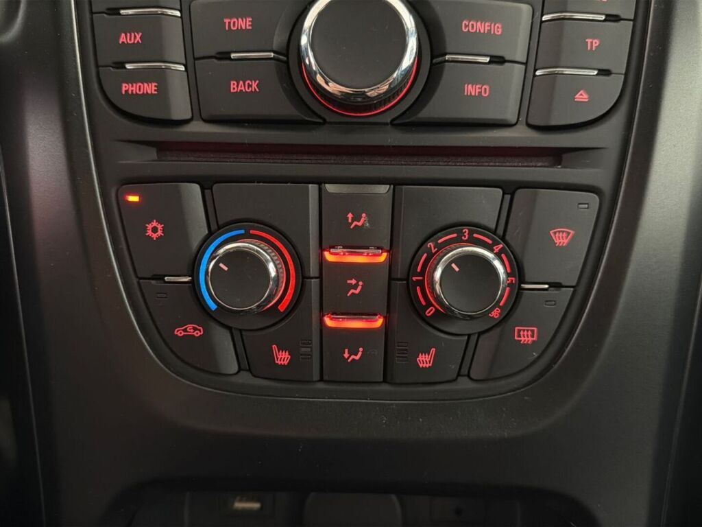 Opel Astra 2015 Sininen