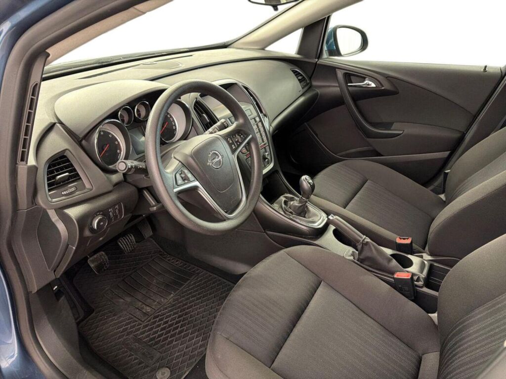 Opel Astra 2015 Sininen