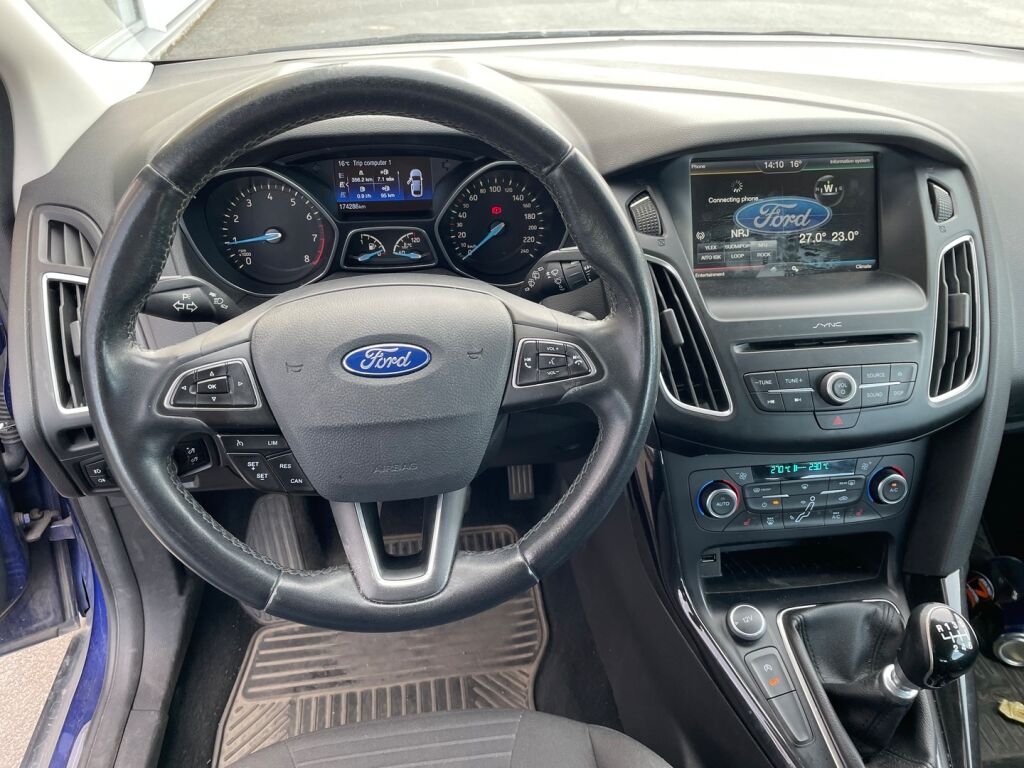 Ford Focus 2016 Sininen