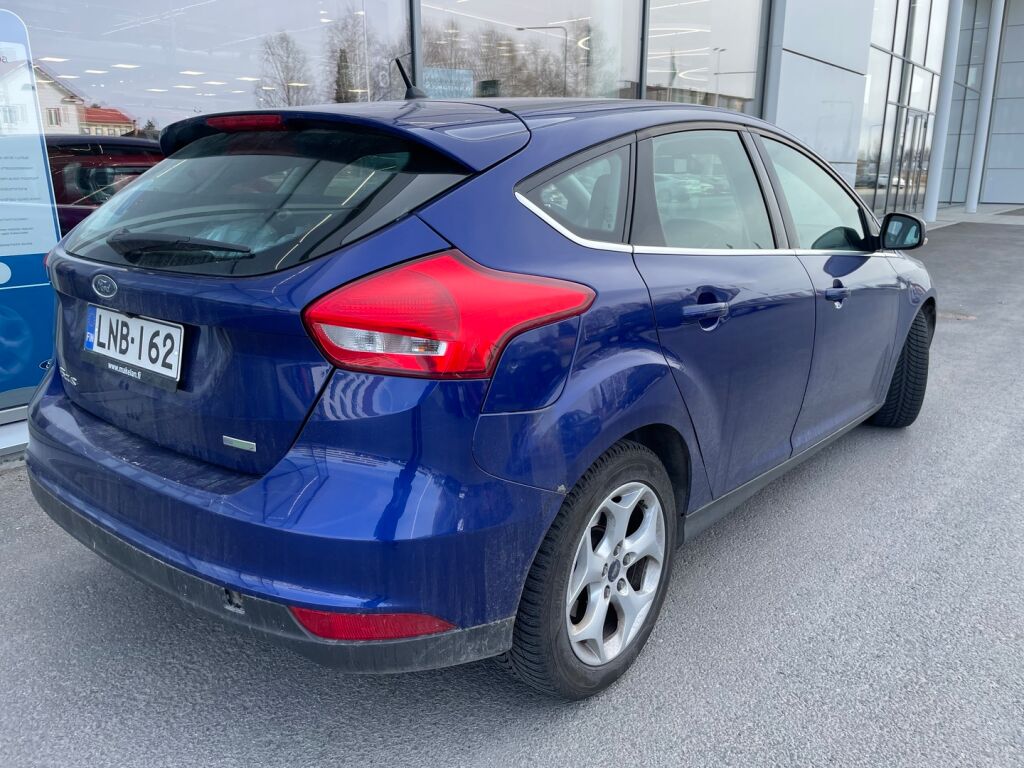 Ford Focus 2016 Sininen