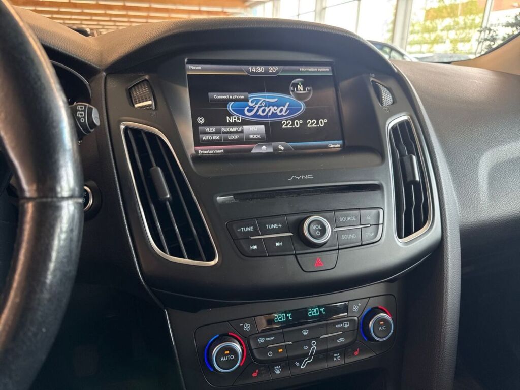 Ford Focus 2016 Sininen