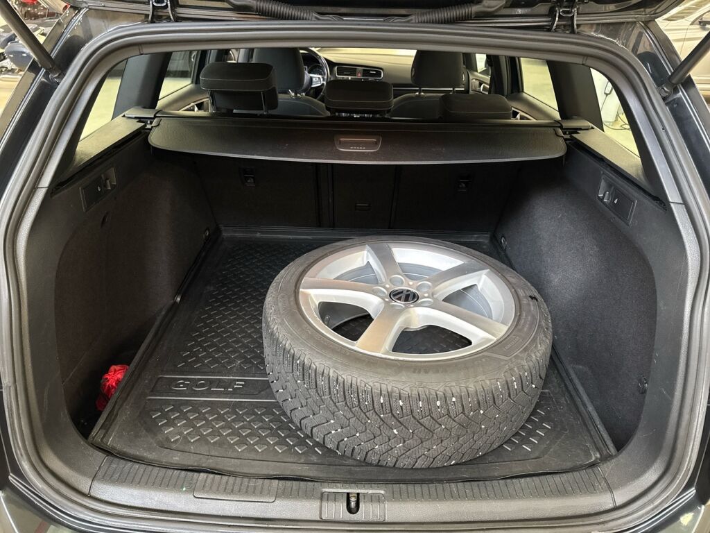 Volkswagen Golf 2016 Harmaa