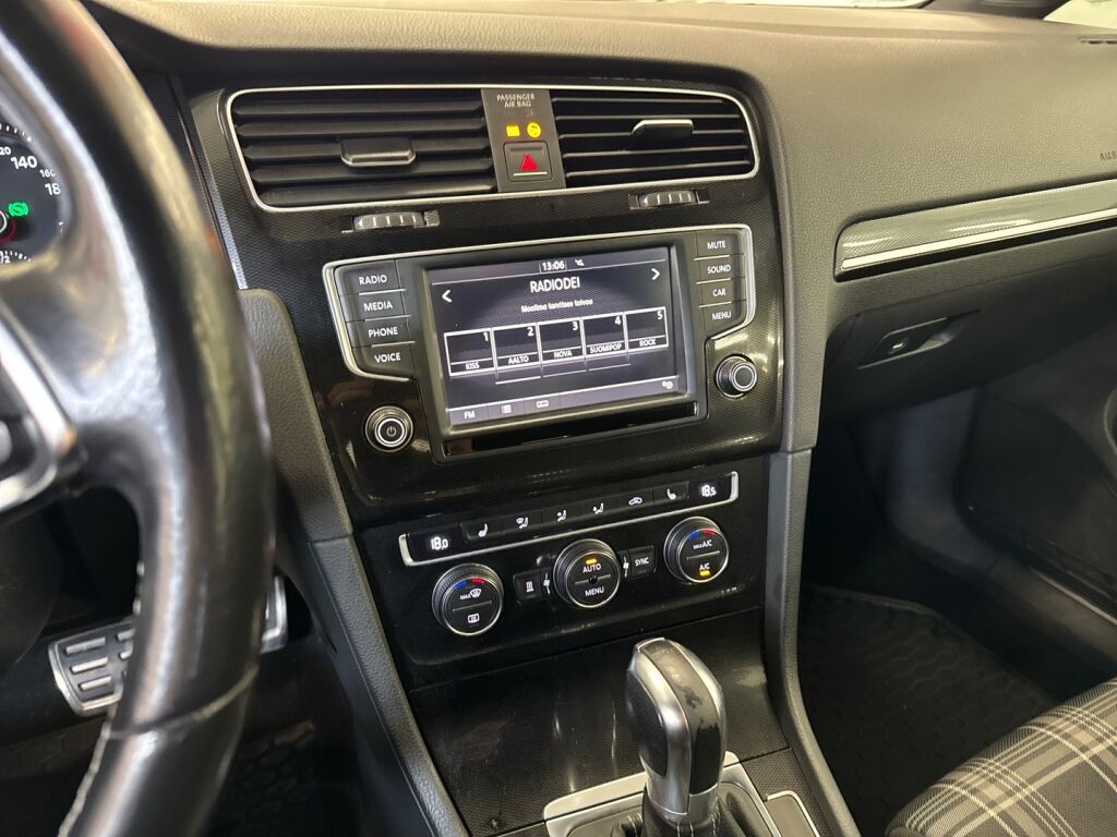 Volkswagen Golf 2016 Harmaa