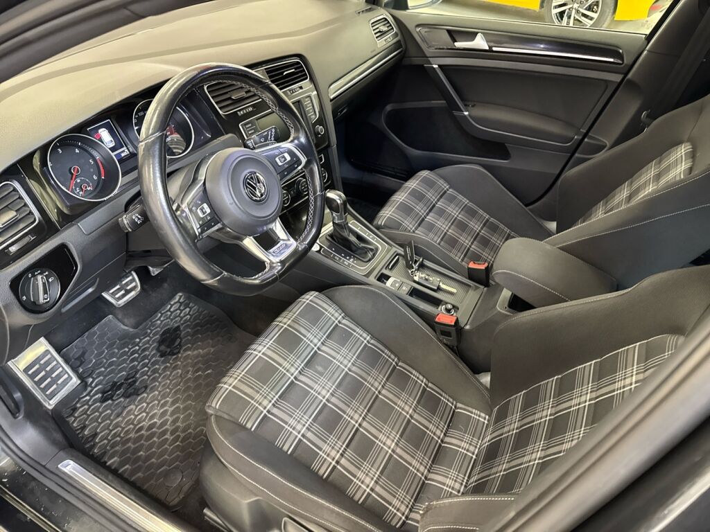 Volkswagen Golf 2016 Harmaa