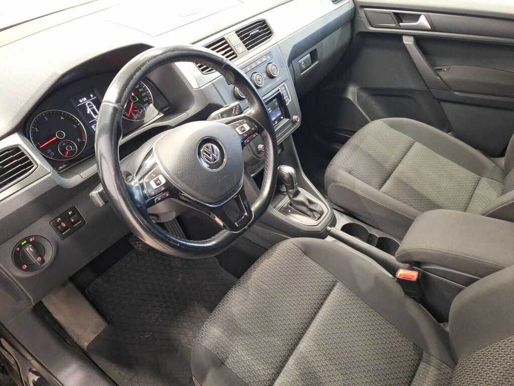Volkswagen Caddy Maxi 2016 Musta