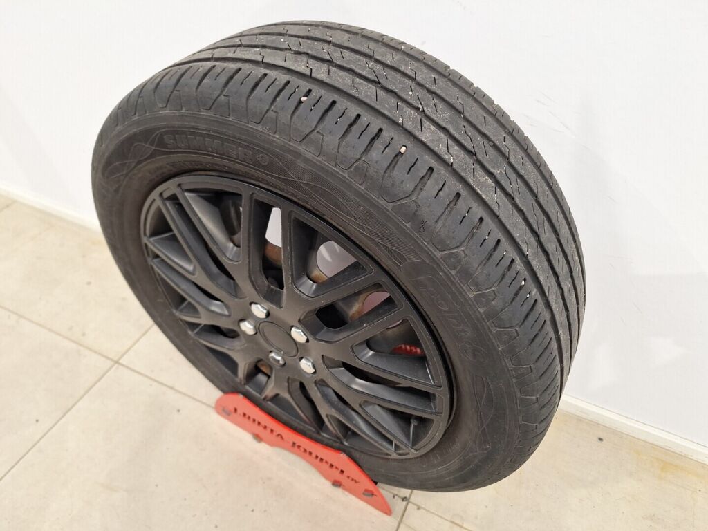 Volkswagen Caddy Maxi 2016 Musta