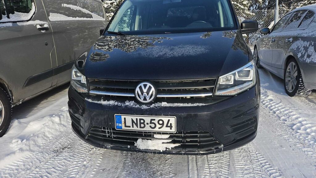 Volkswagen Caddy Maxi 2016 Musta