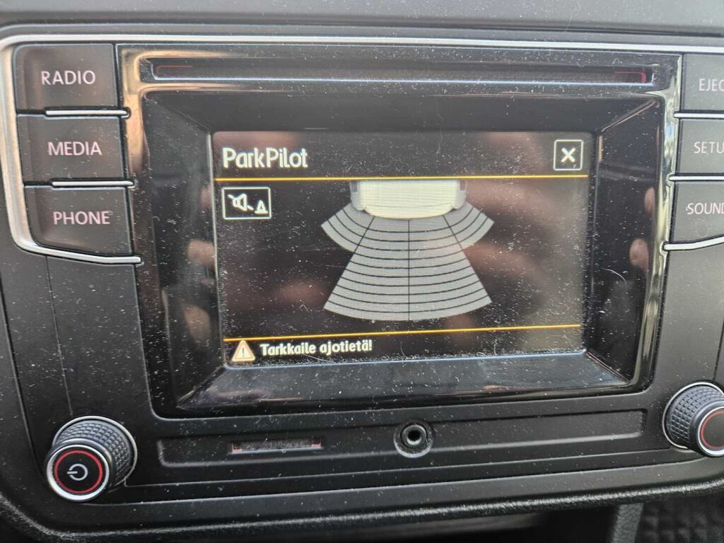 Volkswagen Caddy Maxi 2016 Musta