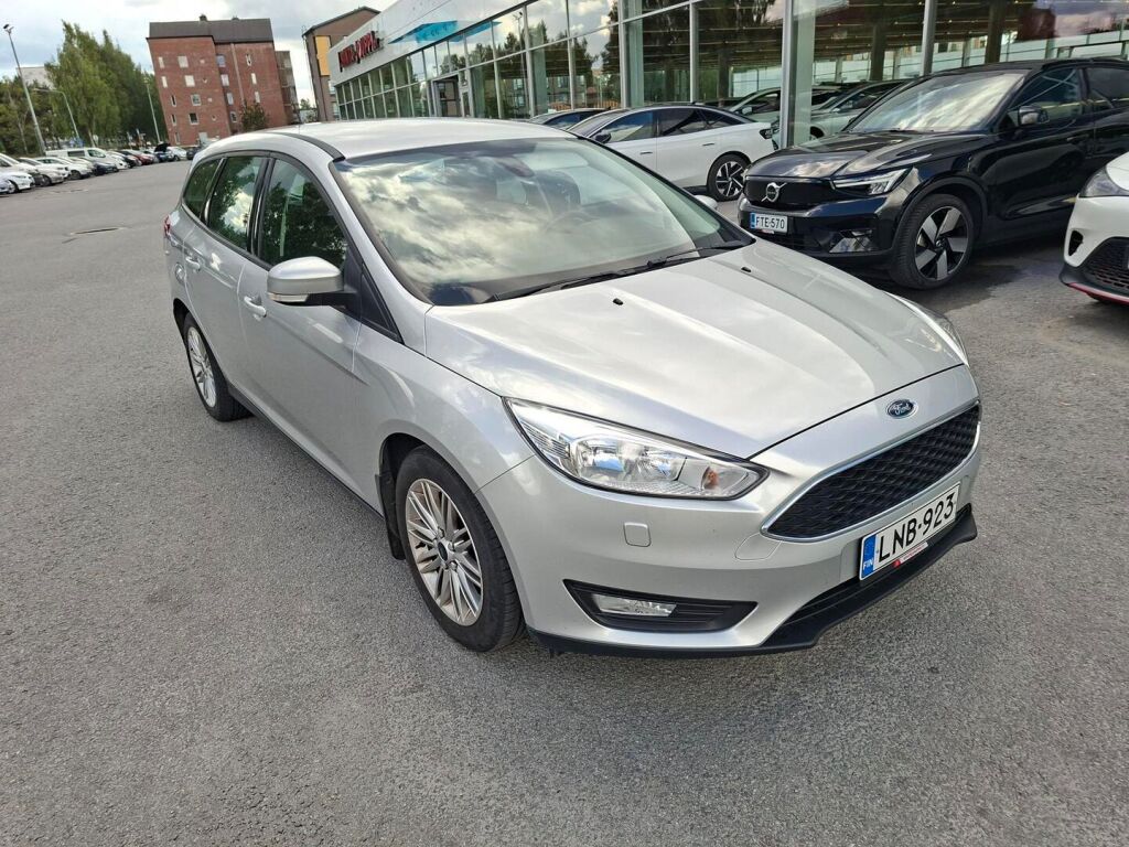 Ford Focus 2016 Harmaa