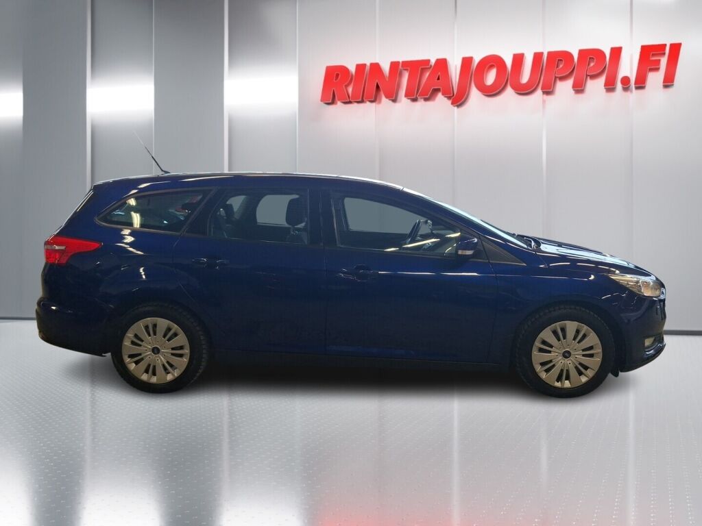 Ford Focus 2016 Sininen