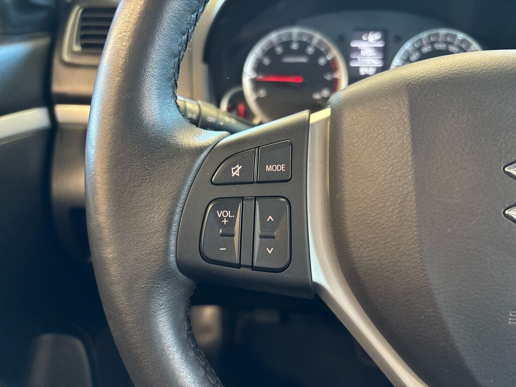 Suzuki Swift 2015 Harmaa