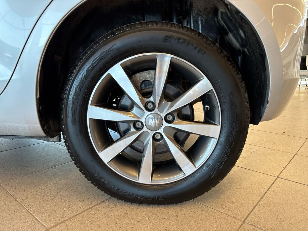 Suzuki Swift 2015 Harmaa