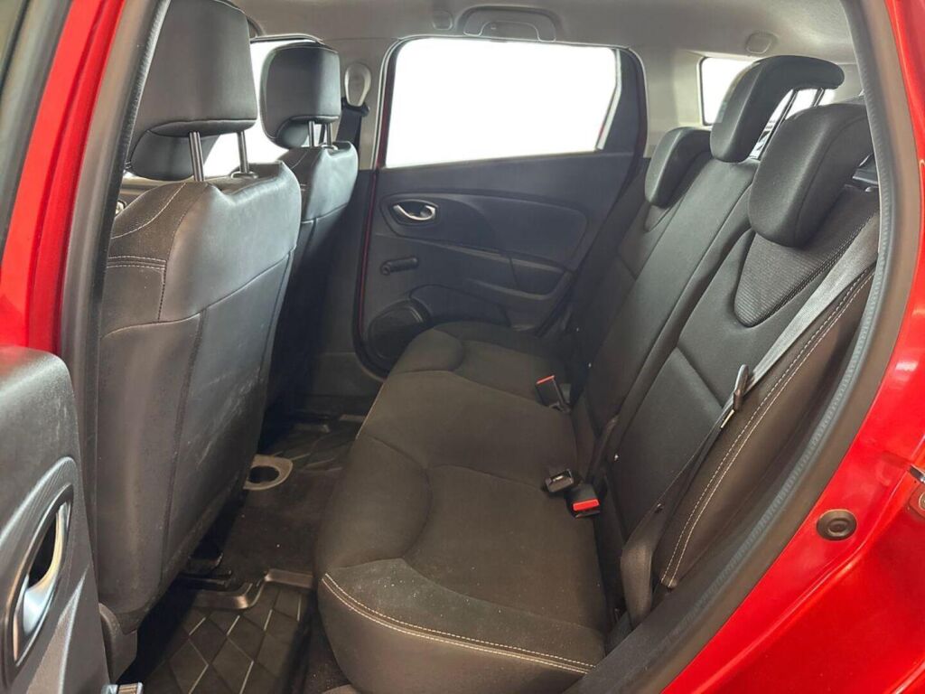 Renault Clio 2016 Metallinhohto Punainen