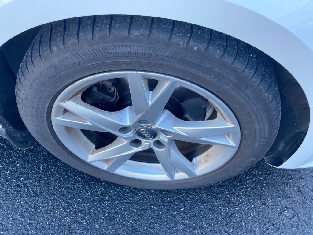 Audi A4 2016 Valkoinen