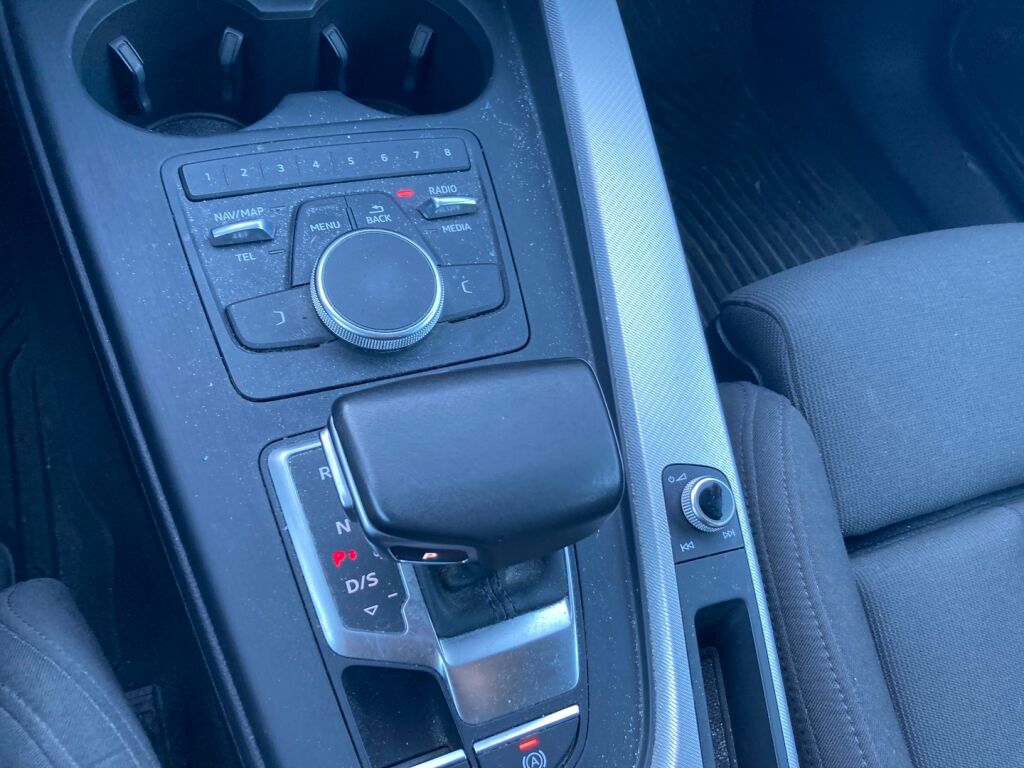 Audi A4 2016 Valkoinen
