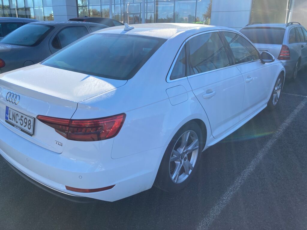 Audi A4 2016 Valkoinen