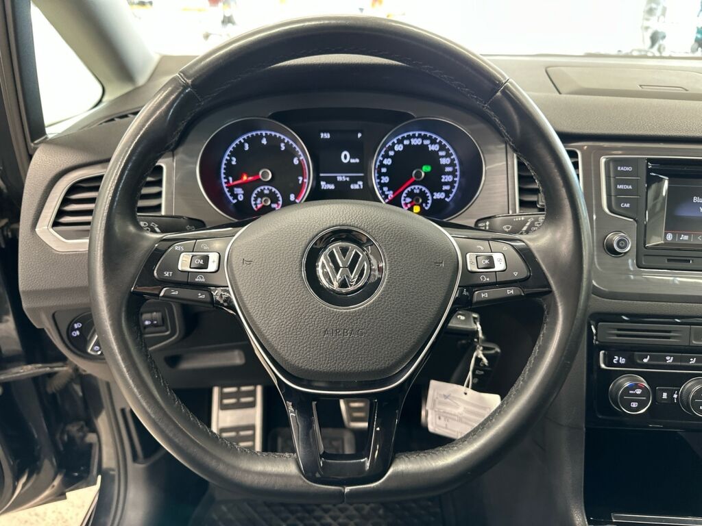 Volkswagen Golf Sportsvan 2016 Harmaa
