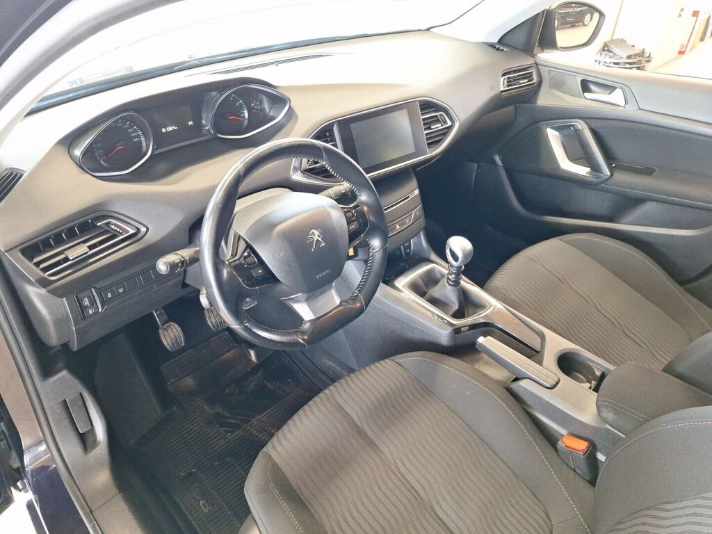 Peugeot 308 2016 Sininen