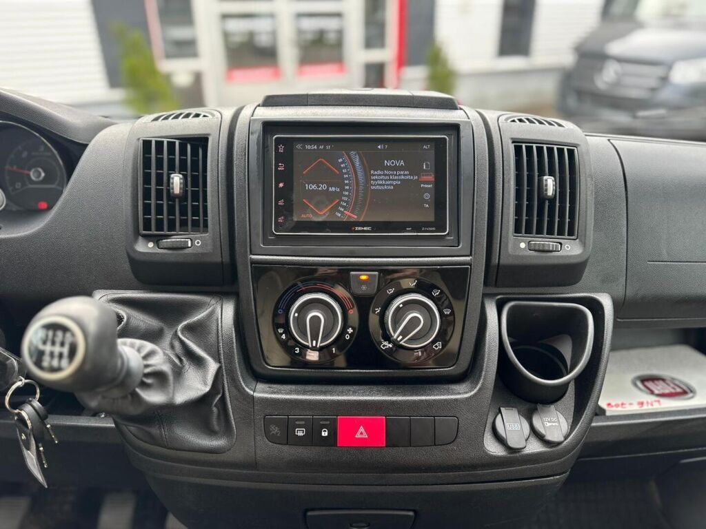 Adria Twin 600 SP 2016 Harmaa