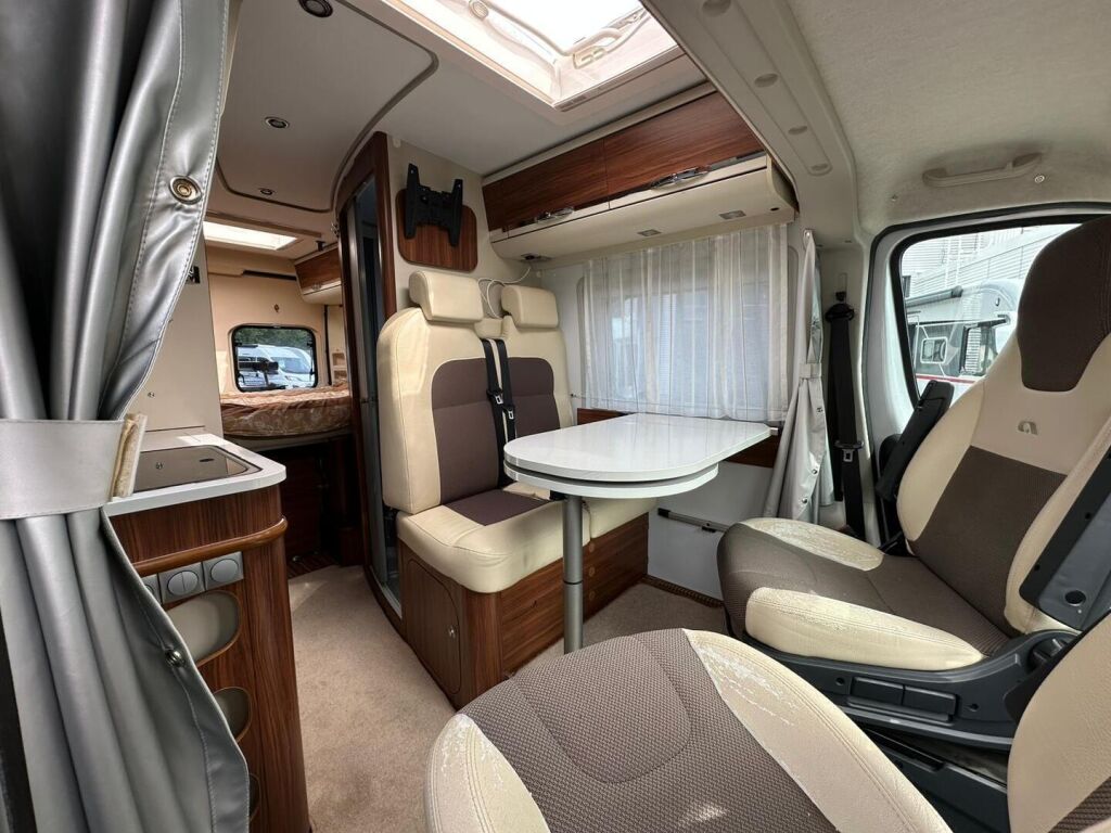 Adria Twin 600 SP 2016 Harmaa