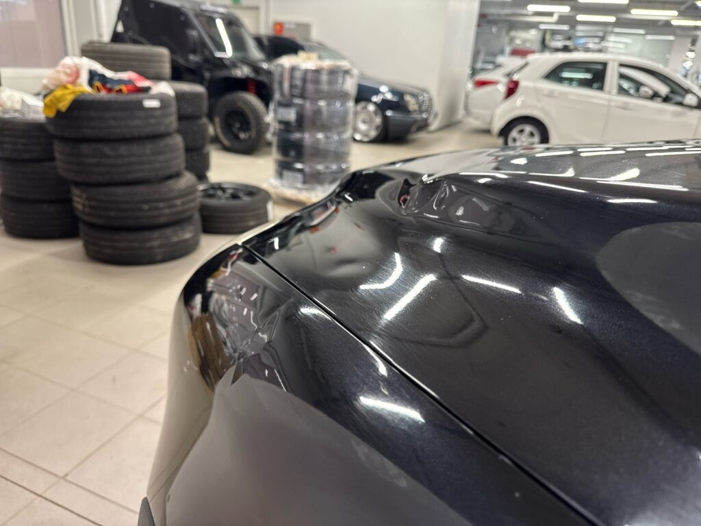 Volvo XC90 2003 Musta