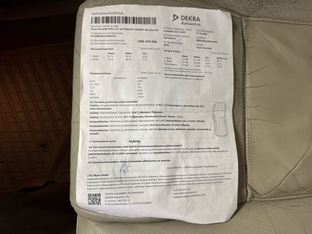 Volvo XC90 2003 Musta