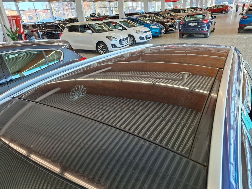 Mercedes-Benz C 2016 Sininen