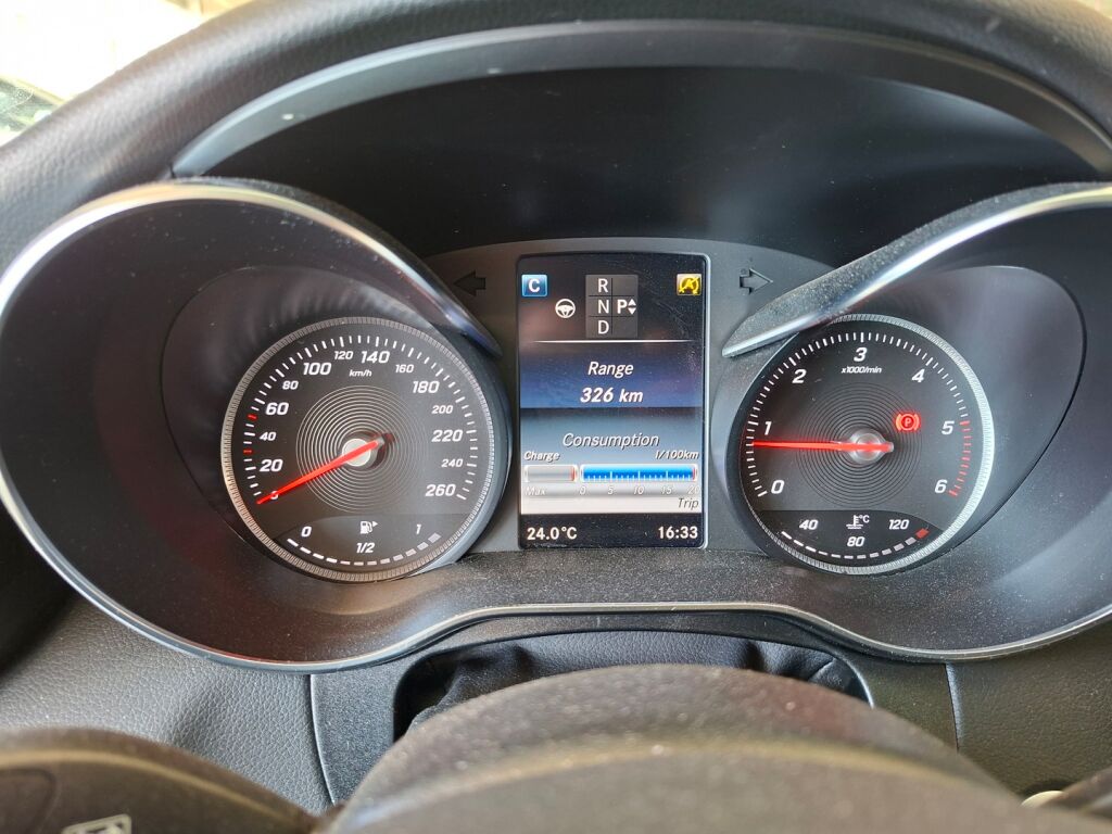 Mercedes-Benz C 2016 Sininen