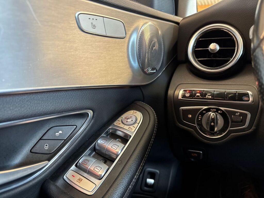 Mercedes-Benz C 2016 Sininen